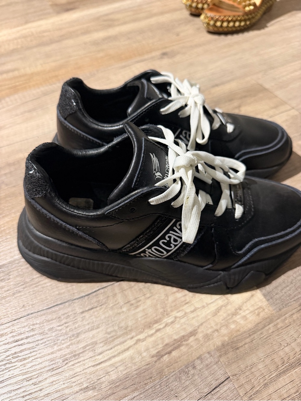 Black Roberto Cavalli sneakers, size 38 or 7.5